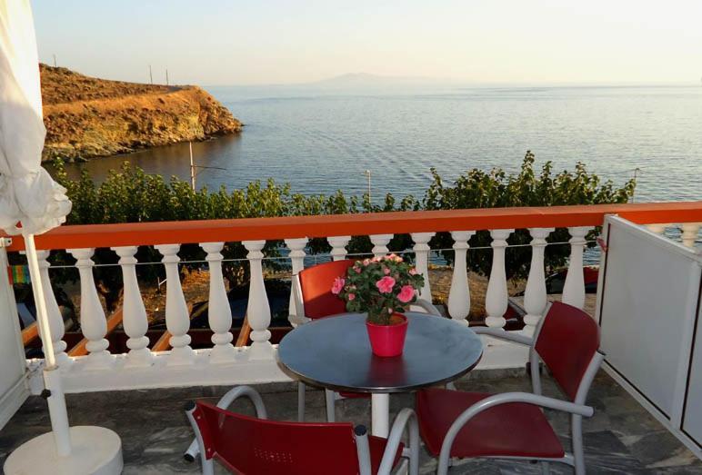 Villa Bonatsa Andros Home Batsi  Exterior photo